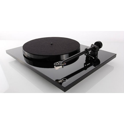 Rega - Planar 1 (Must/Black) Rega - Planar 1 (Must/Black)